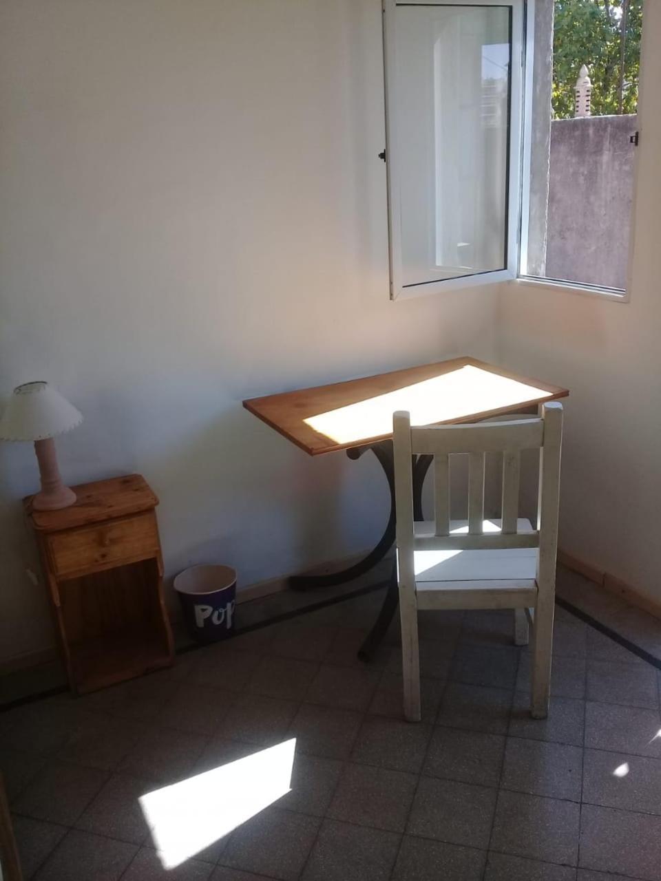 Habitac Indiv Casa De Familia, Flores بوينس آيرس المظهر الخارجي الصورة