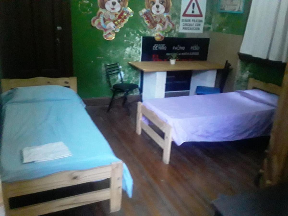 Habitac Indiv Casa De Familia, Flores بوينس آيرس المظهر الخارجي الصورة