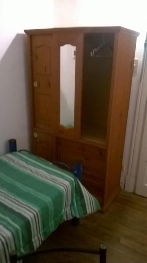 Habitac Indiv Casa De Familia, Flores بوينس آيرس المظهر الخارجي الصورة