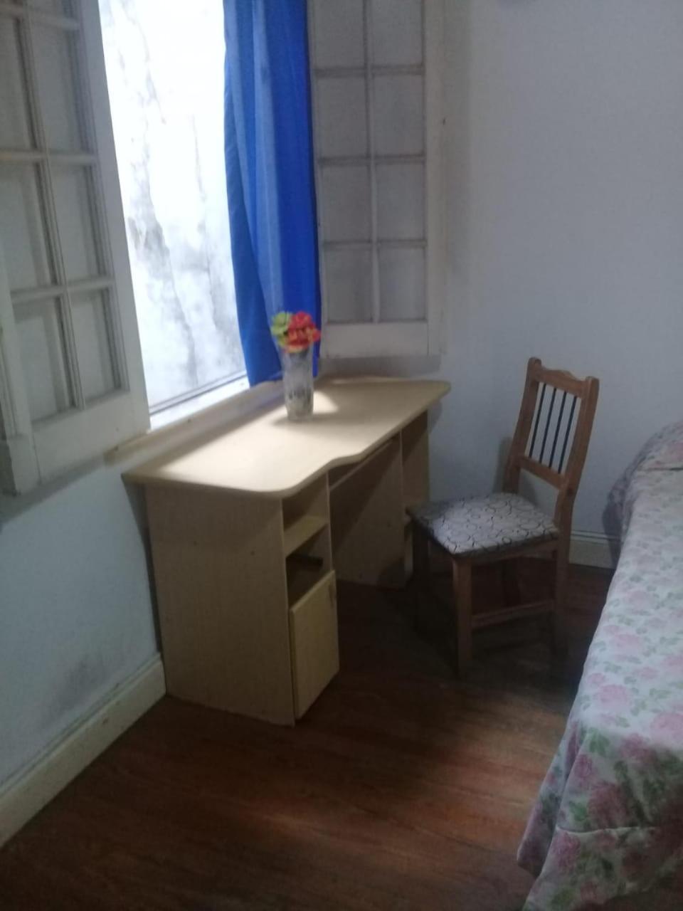 Habitac Indiv Casa De Familia, Flores بوينس آيرس المظهر الخارجي الصورة
