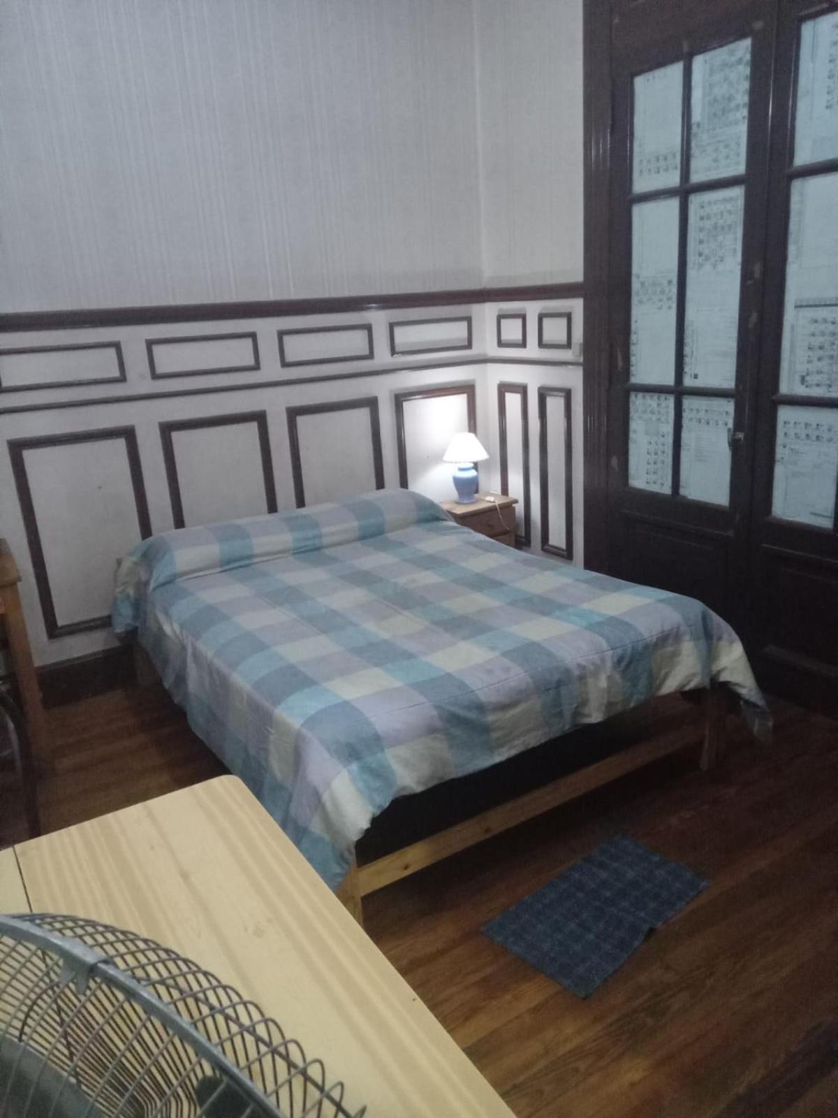 Habitac Indiv Casa De Familia, Flores بوينس آيرس المظهر الخارجي الصورة