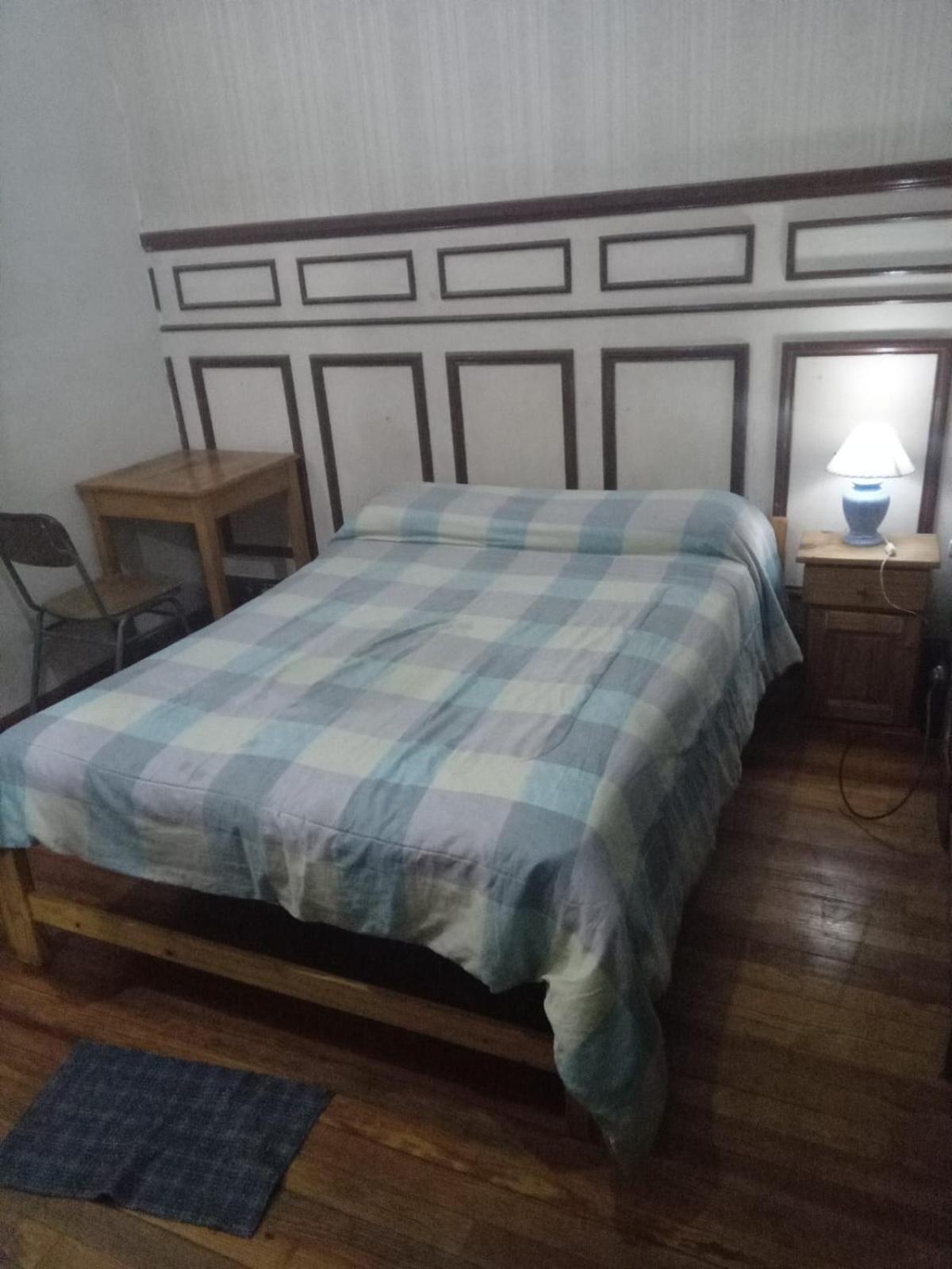 Habitac Indiv Casa De Familia, Flores بوينس آيرس المظهر الخارجي الصورة